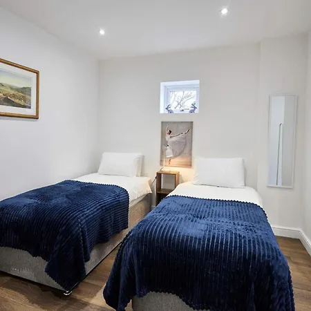 Host & - The Coach House 3 סולטברן-ביי-דה-סי